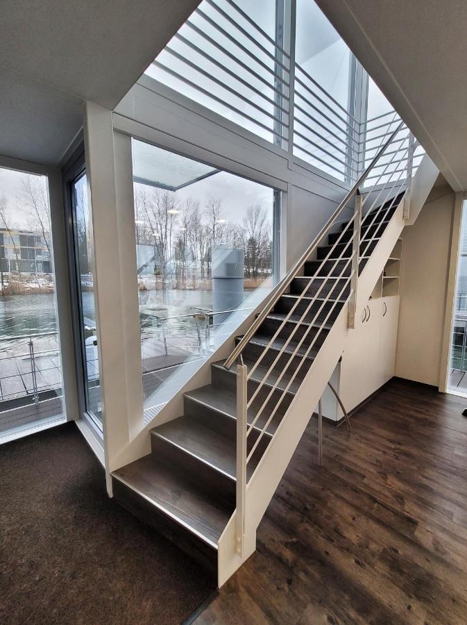 Schwimmendes Ferienhaus Sky Elsterheide Zewnętrze zdjęcie